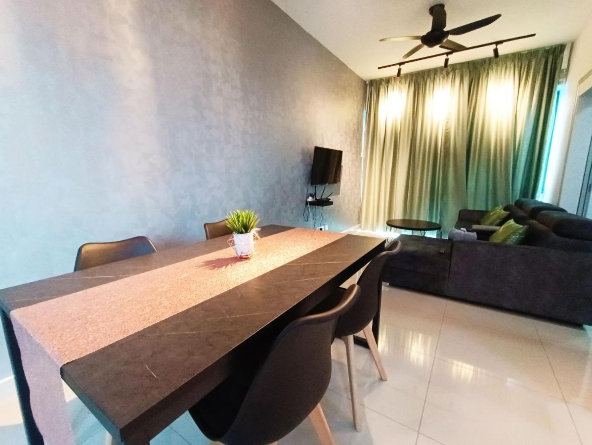 Netflix # Sky Suite Near Jaya One By Salaam Suites, 2 Pax Petaling Jaya Dış mekan fotoğraf